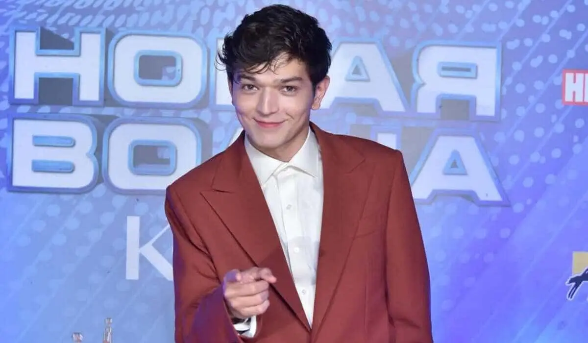 Акмальдың концерті өтпейтін болды: Халық билеттің ақшасын қайтара алмай жүр