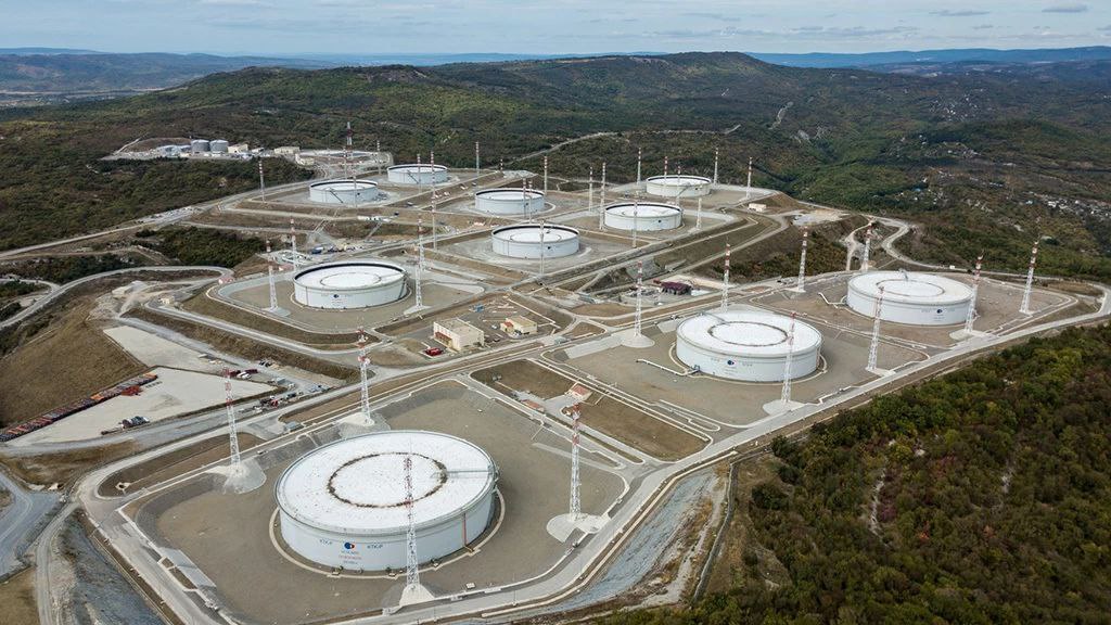 Қазақстанға алып мұнай сақтау қоймасы қажет пе?