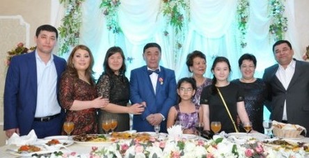 Алтын діңгек