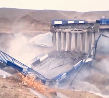 Түркістан облысында көпір опырылып қалды