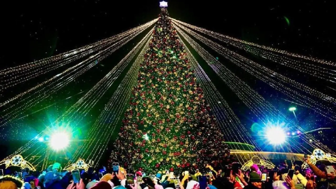 Астанада бір мезетте 40 жаңажылдық шырша шамы жағылады