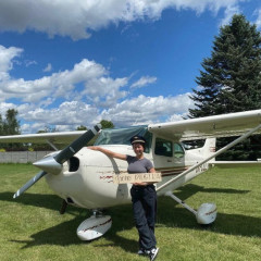 Аспанға құштар бойжеткен