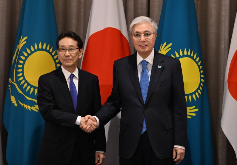 Президент Komatsu компаниясы директорлар кеңесінің төрағасын қабылдады