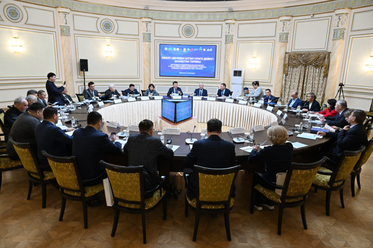 187 сирек құжат: тарихымыздың қазақ хандығына арналған төртінші томы бекітілді