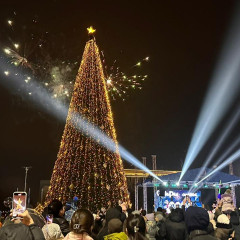 Қонаевта басты шыршаның шамдары салтанатты түрде жағылды