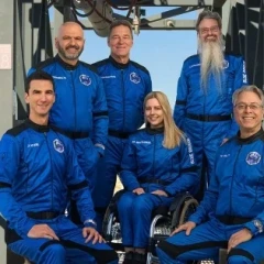 Әлемде алғаш рет арбаға таңылған әйел ғарышқа ұшты