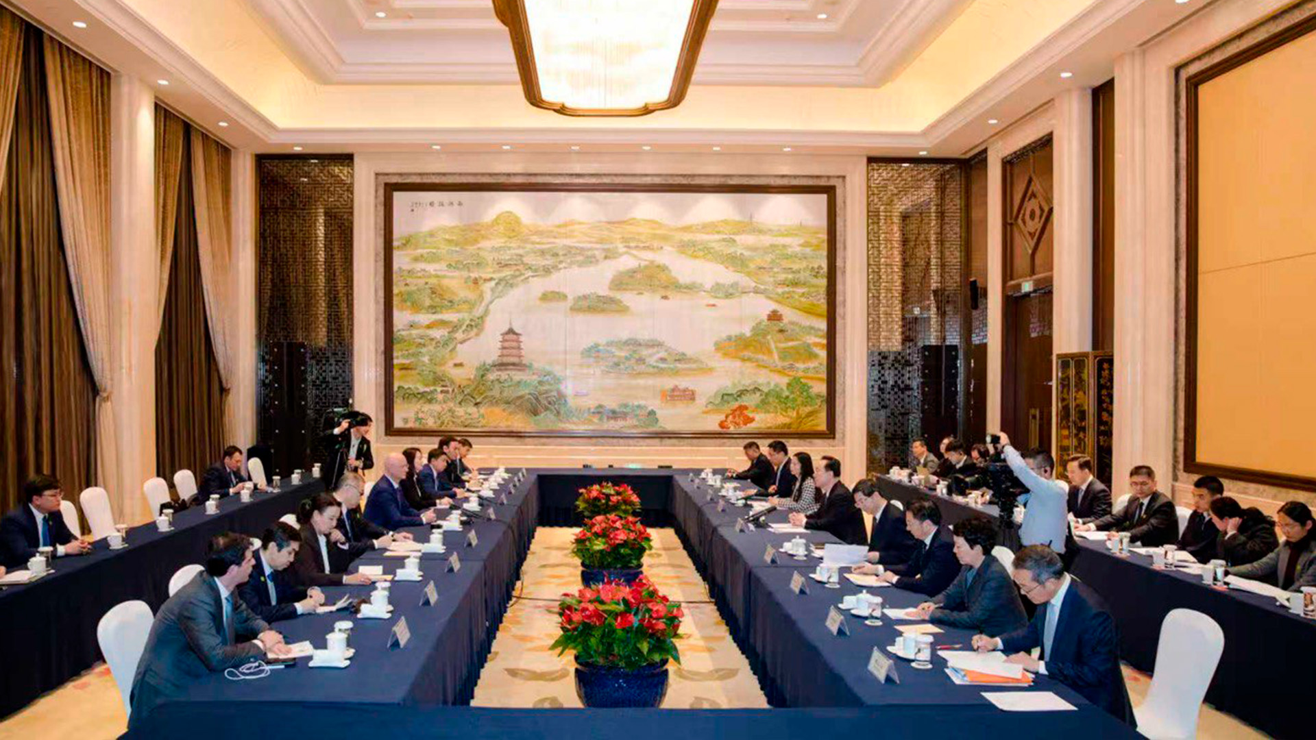 Салалық ынтымақтастық орныға түсті