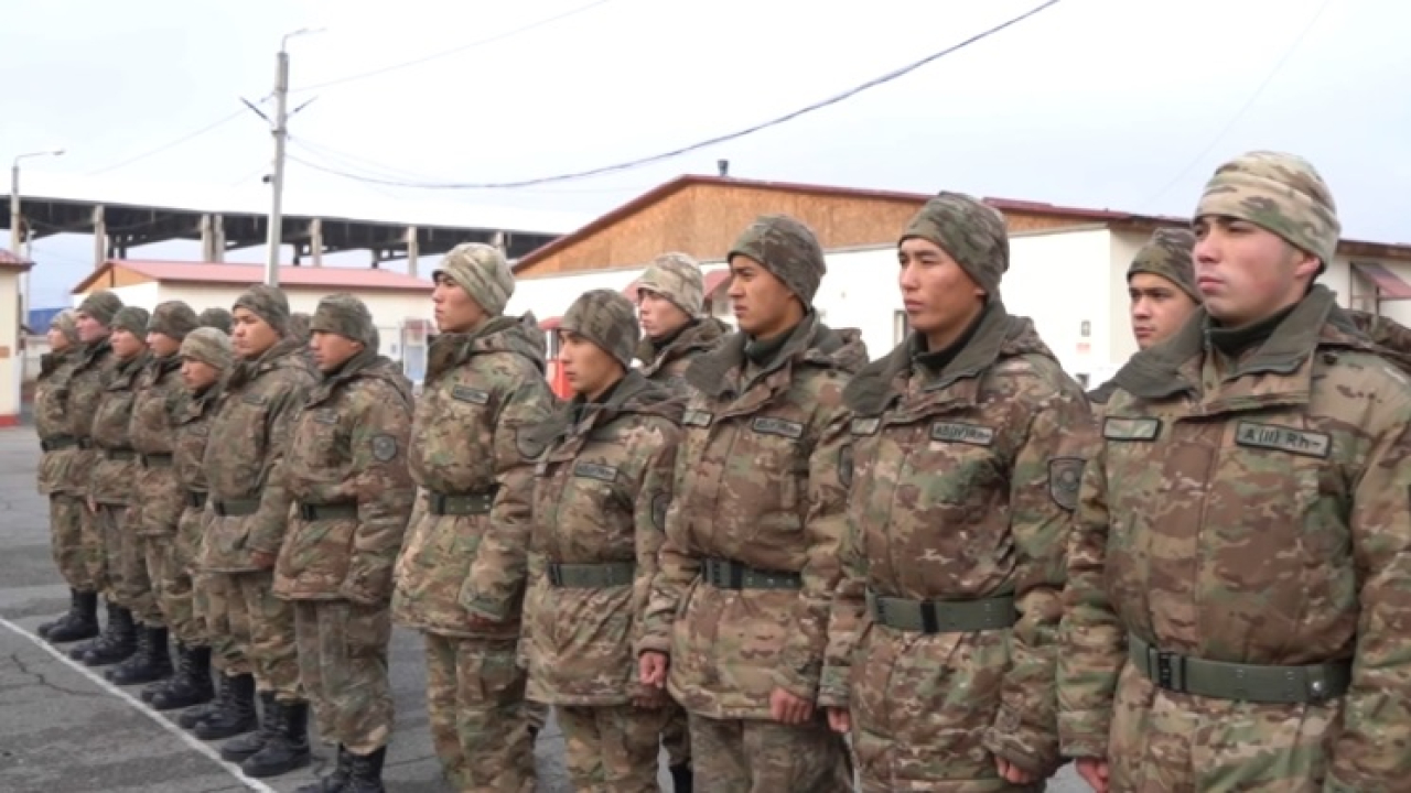 Тараз горнизонында бес егіз жұп қызмет етеді