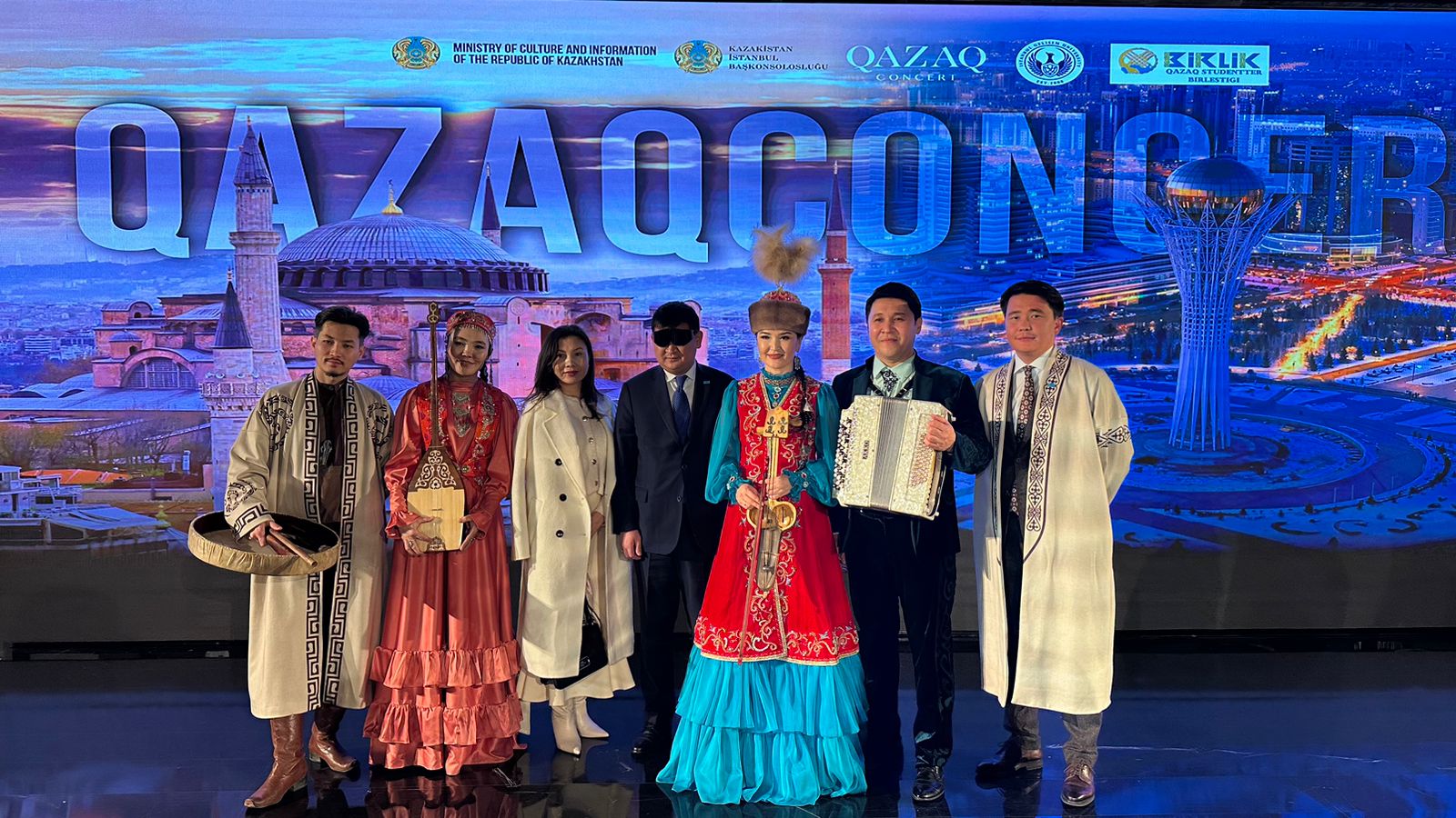 Ыстанбұл төрінде қазақ әуені қалықтады