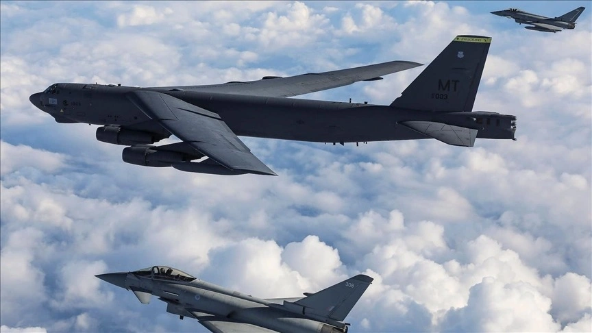 Венесуэлаға қарсы әскери операцияға 150 бомбалаушы, жойғыш және барлау ұшағы қатысқан