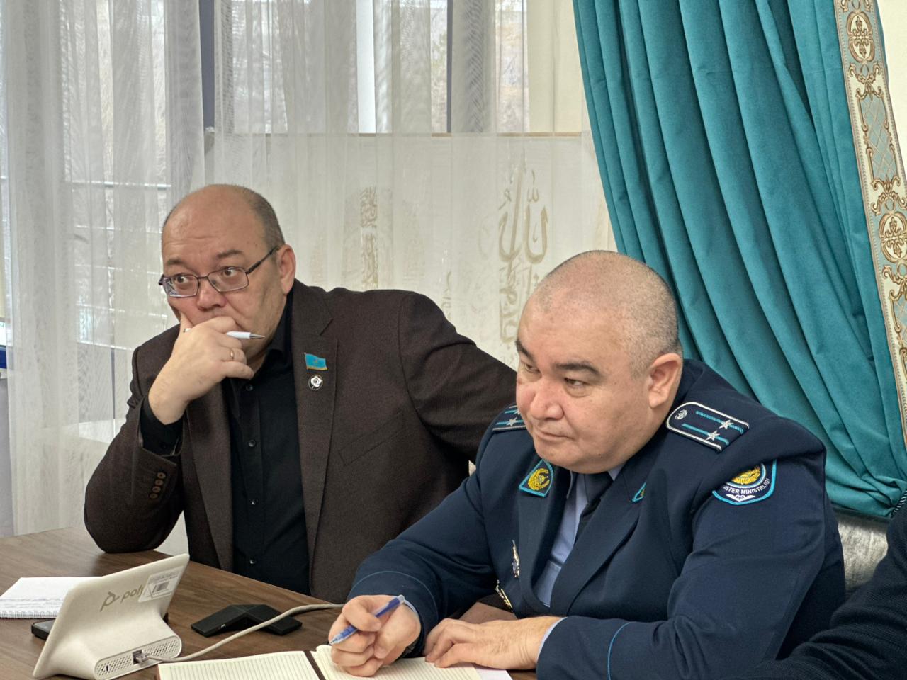 Қонаев тұрғындары мүлік құқы бұзылғанын айтып Мәжіліс депутатына шағымданды