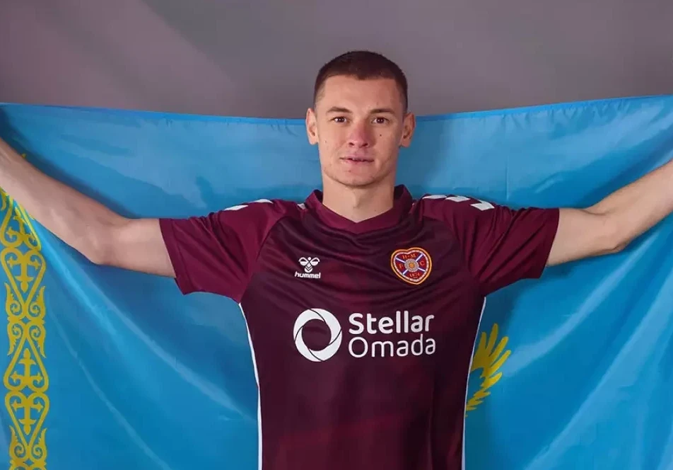 Ислам Чесноков Шотландияның «Хартс» клубына ауысты