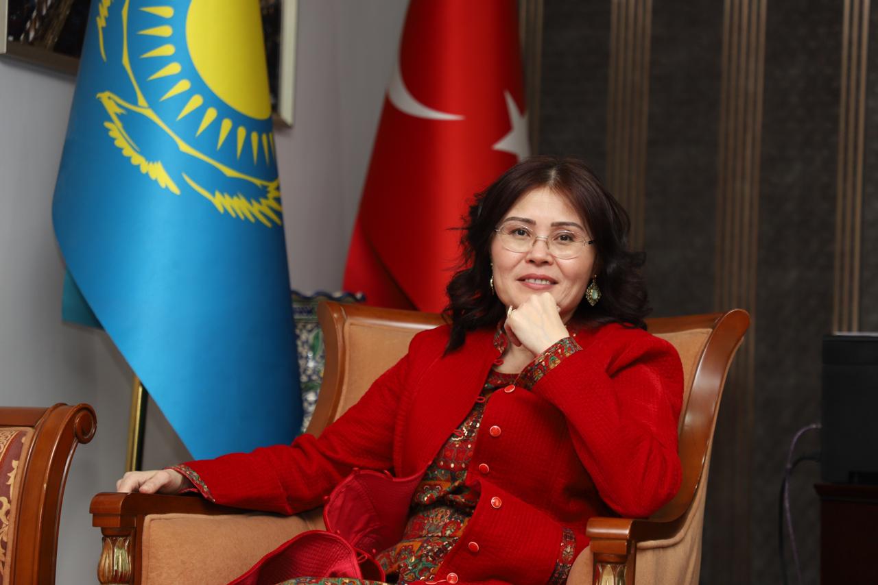 Әділеттілік және трансформациялық көшбасшылық