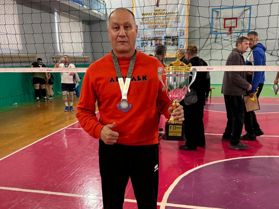 Волейболды жүрегімен сезінген спортшы