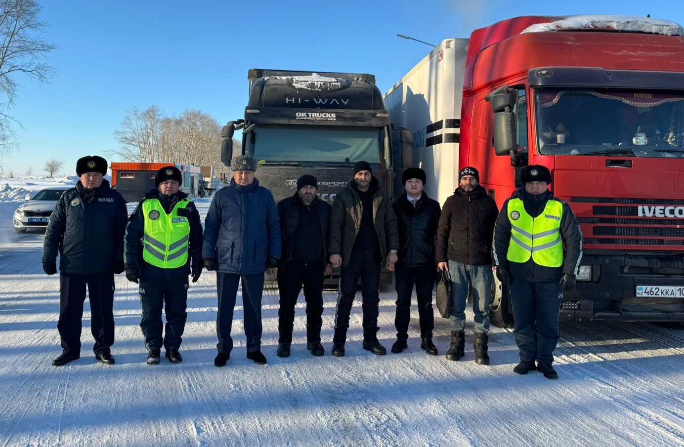 Солтүстік Қазақстанда аязда көліктері қатып қалған шетелдіктер құтқарылды