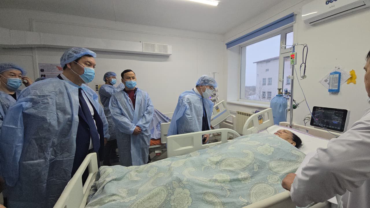 Әкімінің орынбасары Бейнеуде жол апатынан зардап шеккендердің жағдайымен танысты         