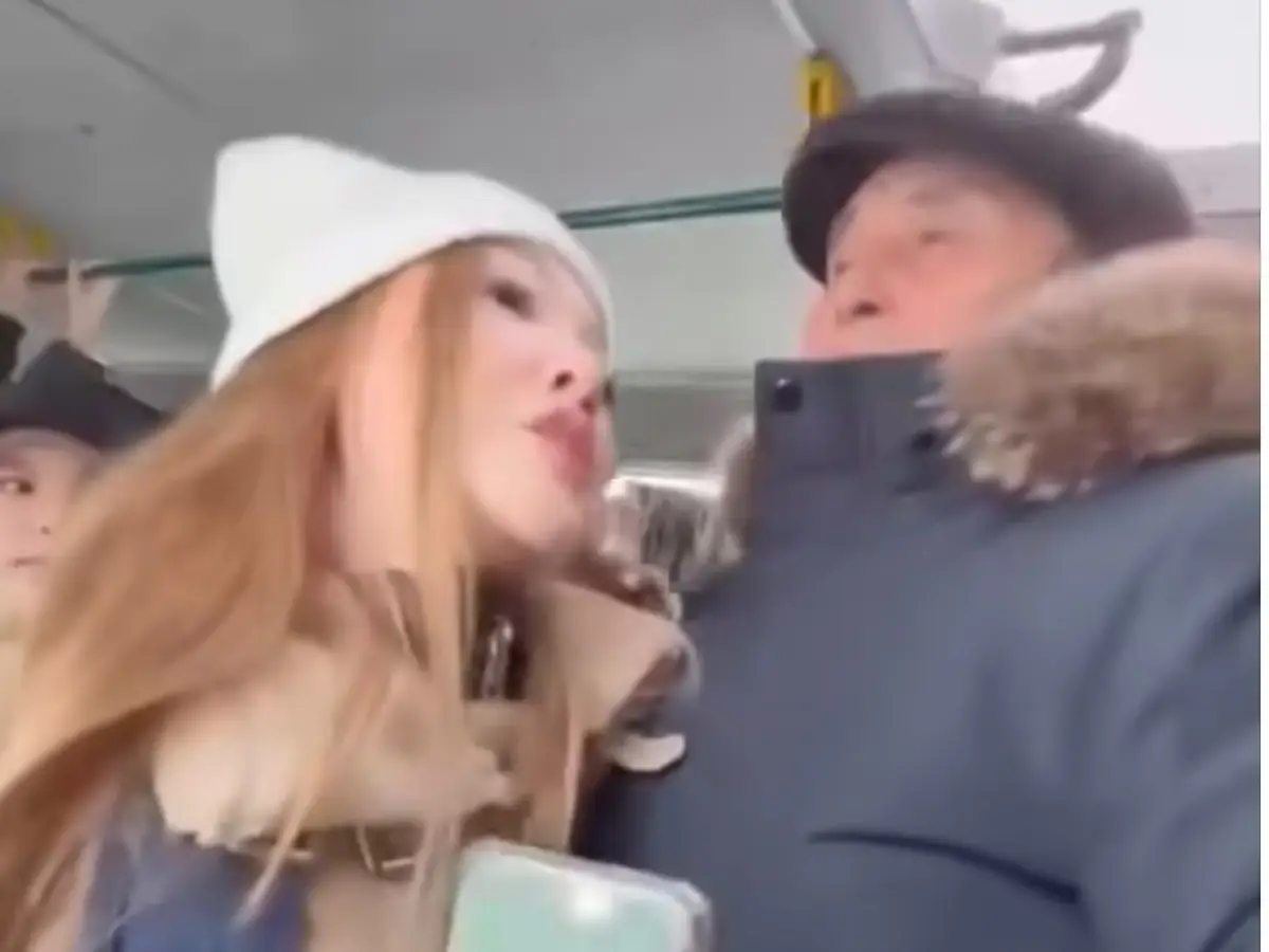 Атырауда студент қызды шашынан сүйреген әйелдің әрекеті жұртты дүрліктірді