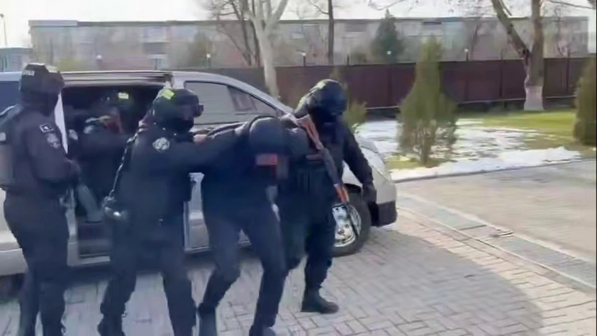 Шымкентте жол апатынан кейінгі кісі өлтіру оқиғасына қатысты күдіктілер ұсталды