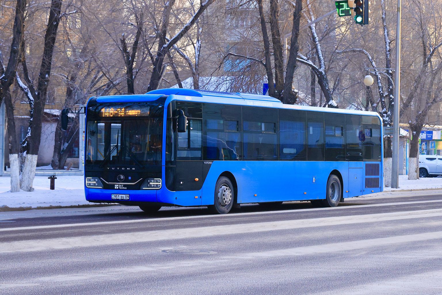 Қоғамдық көліктегі «кітапхана»