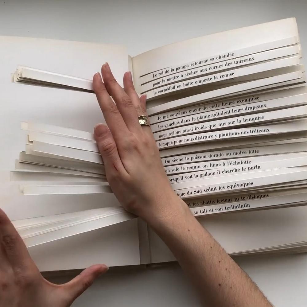 Өлең құрастыратын кітап