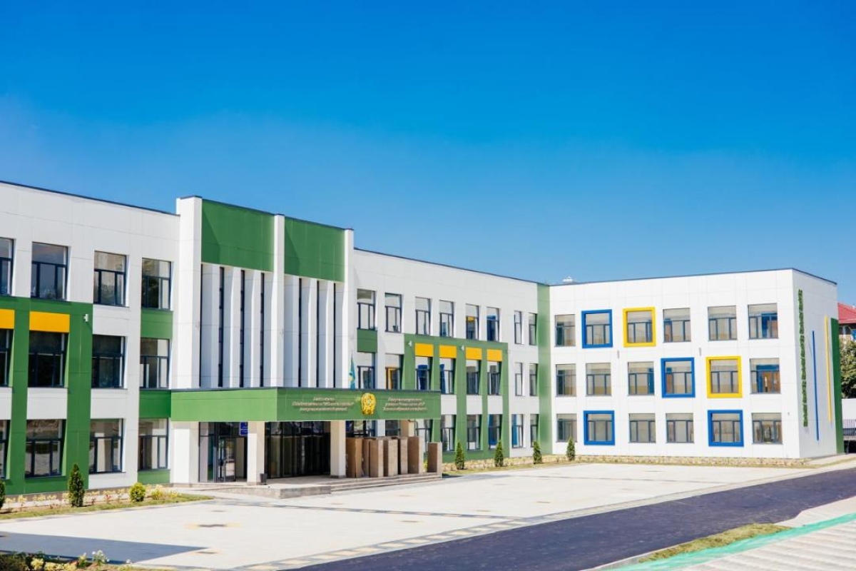 Мектебі көбейген мегаполис