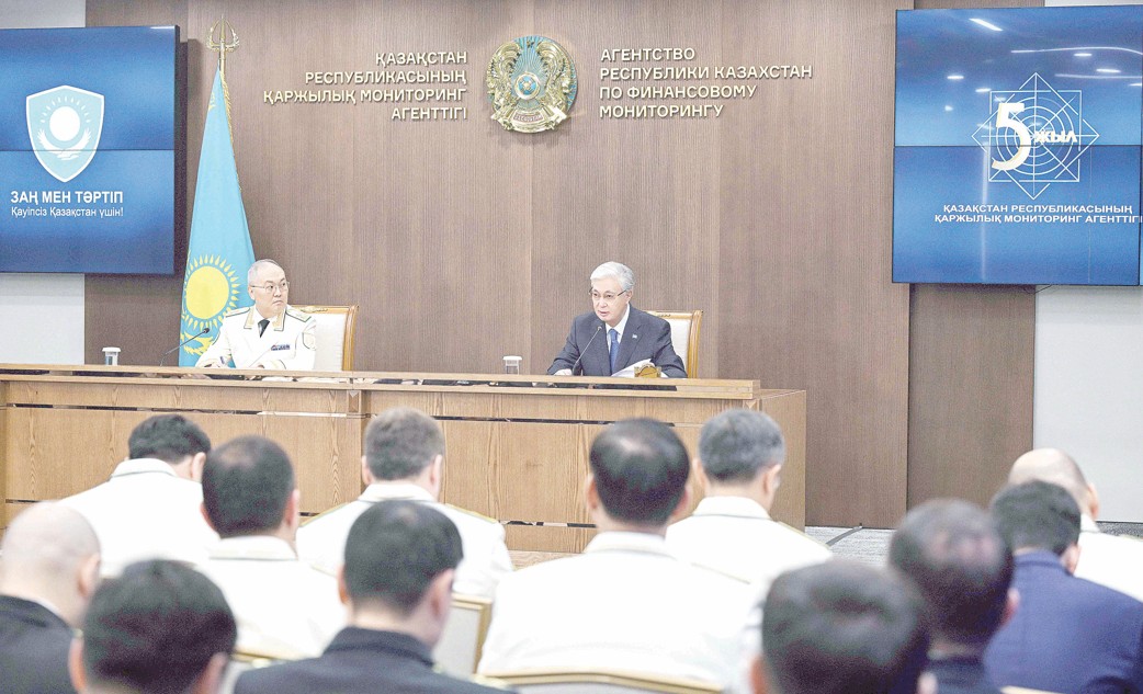 Адал қызмет пен табанды еңбек нәтиже береді