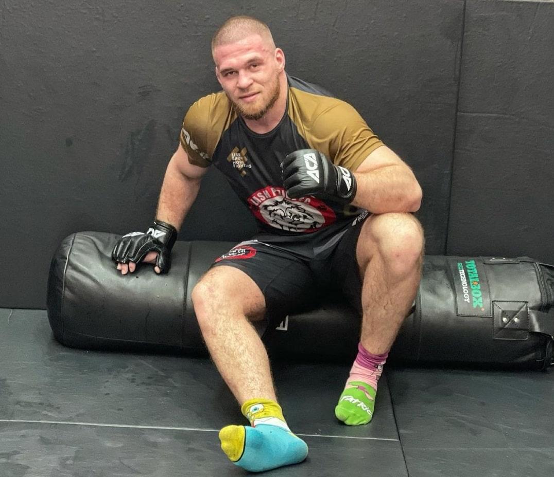 ММА: Артем Резников Юсуп Зубариевпен күш сынасады