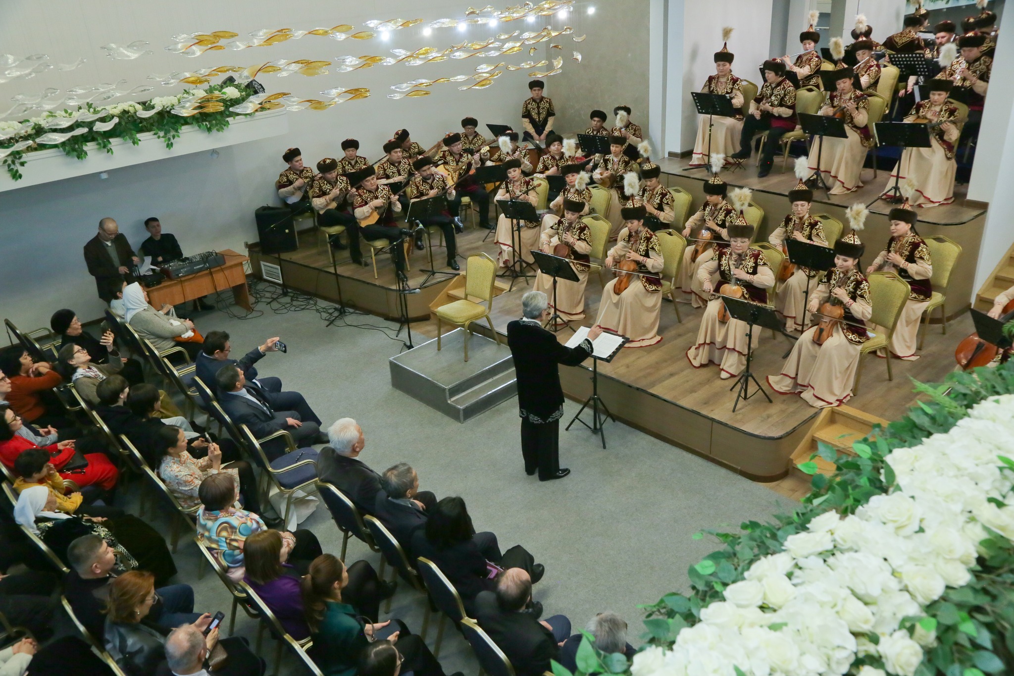 Дүниені күй тілімен әрлеген