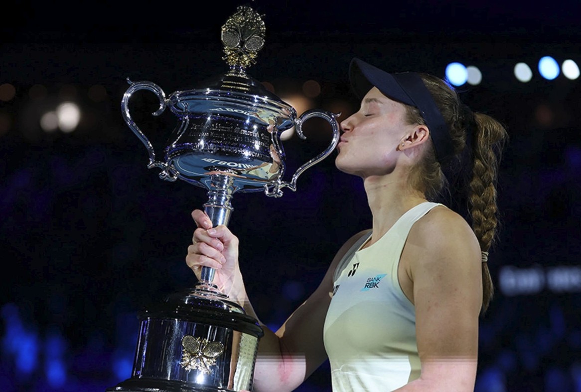 Елена Рыбакинаның толайым табысы