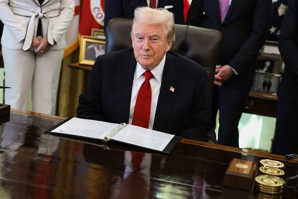 Трамп: Үндістан Ресей мұнайынан бас тартты