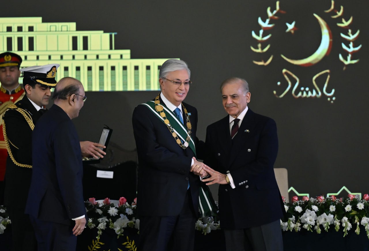 Қасым-Жомарт Тоқаевқа Пәкістанның ең жоғары мемлекеттік наградасы табысталды