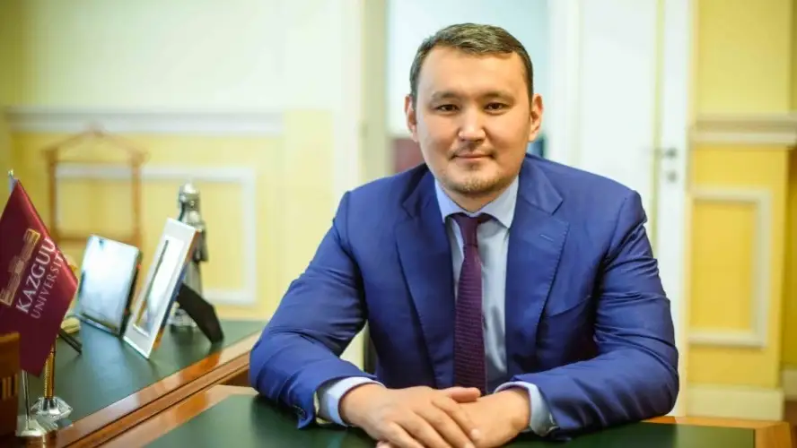 Терминдер жүйеленіп, қазақ тілі заңдылығына сай жазылған: Талғат Нәрікбаев жаңа Конституцияның ерекшелігін атады