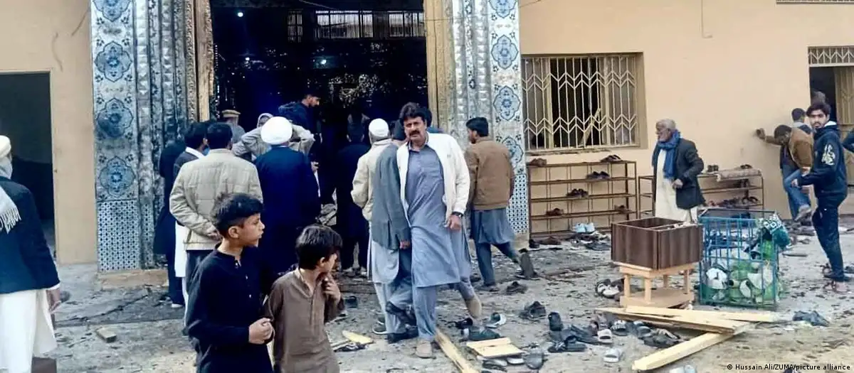 Пәкістан астанасындағы мешітте жарылыс болып, 31 адам қаза тапты