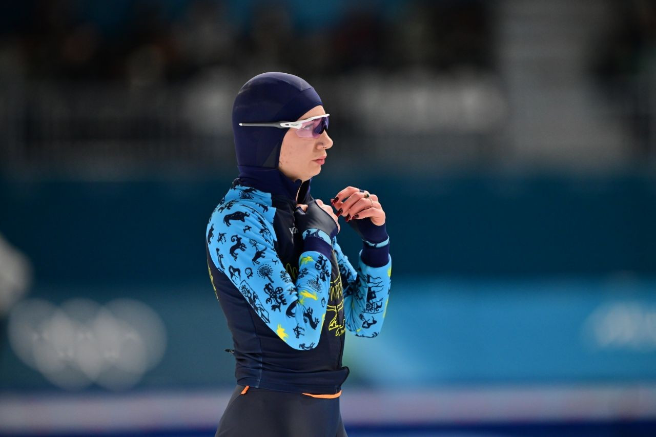 Олимпиада-2026: Конькимен жүгірушілер қалай өнер көрсетті?