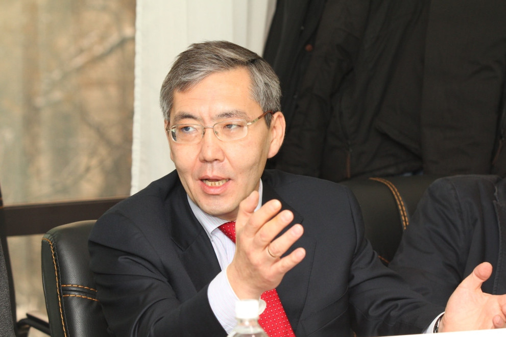 Сарапшы: Ата заң асығыс жазылған жоқ