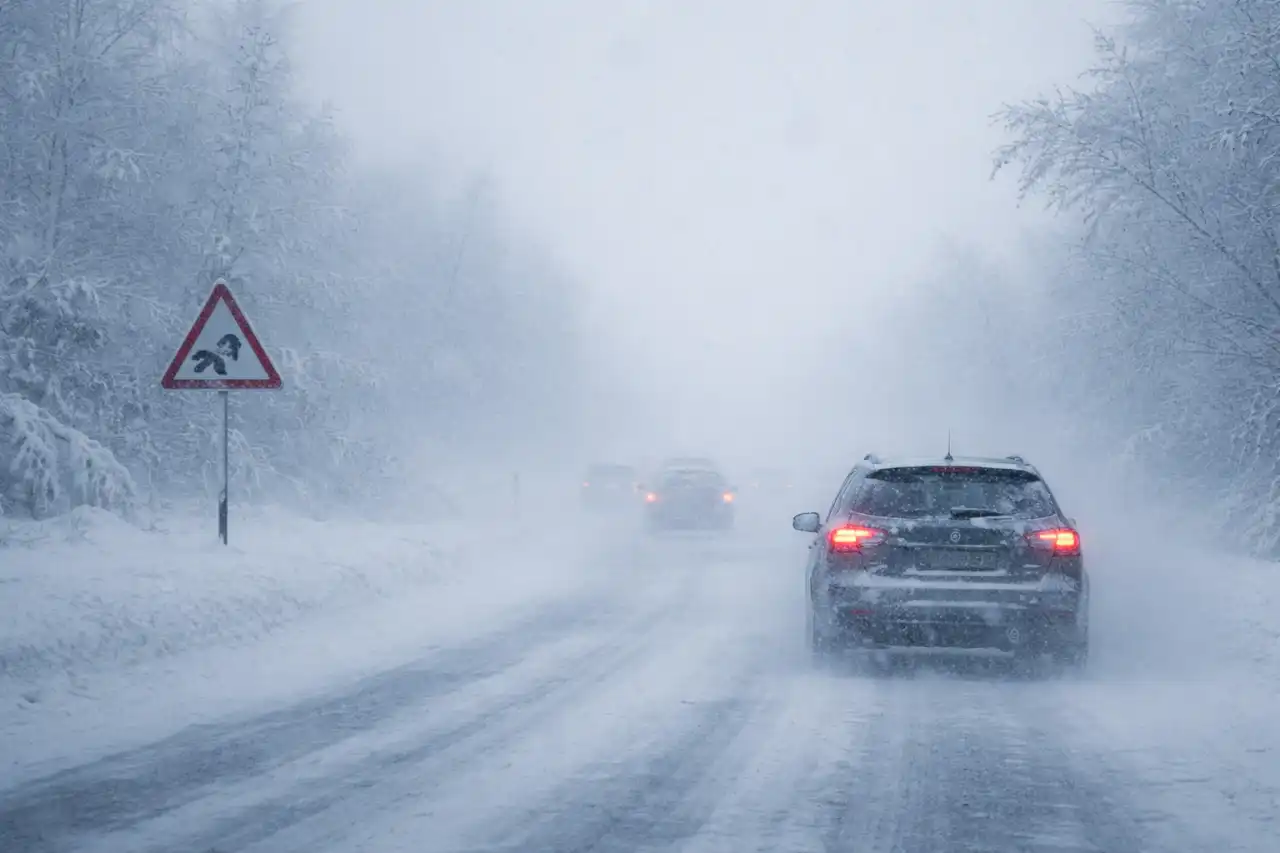 Ертең ауа райына байланысты бірнеше өңірде ескерту жасалды