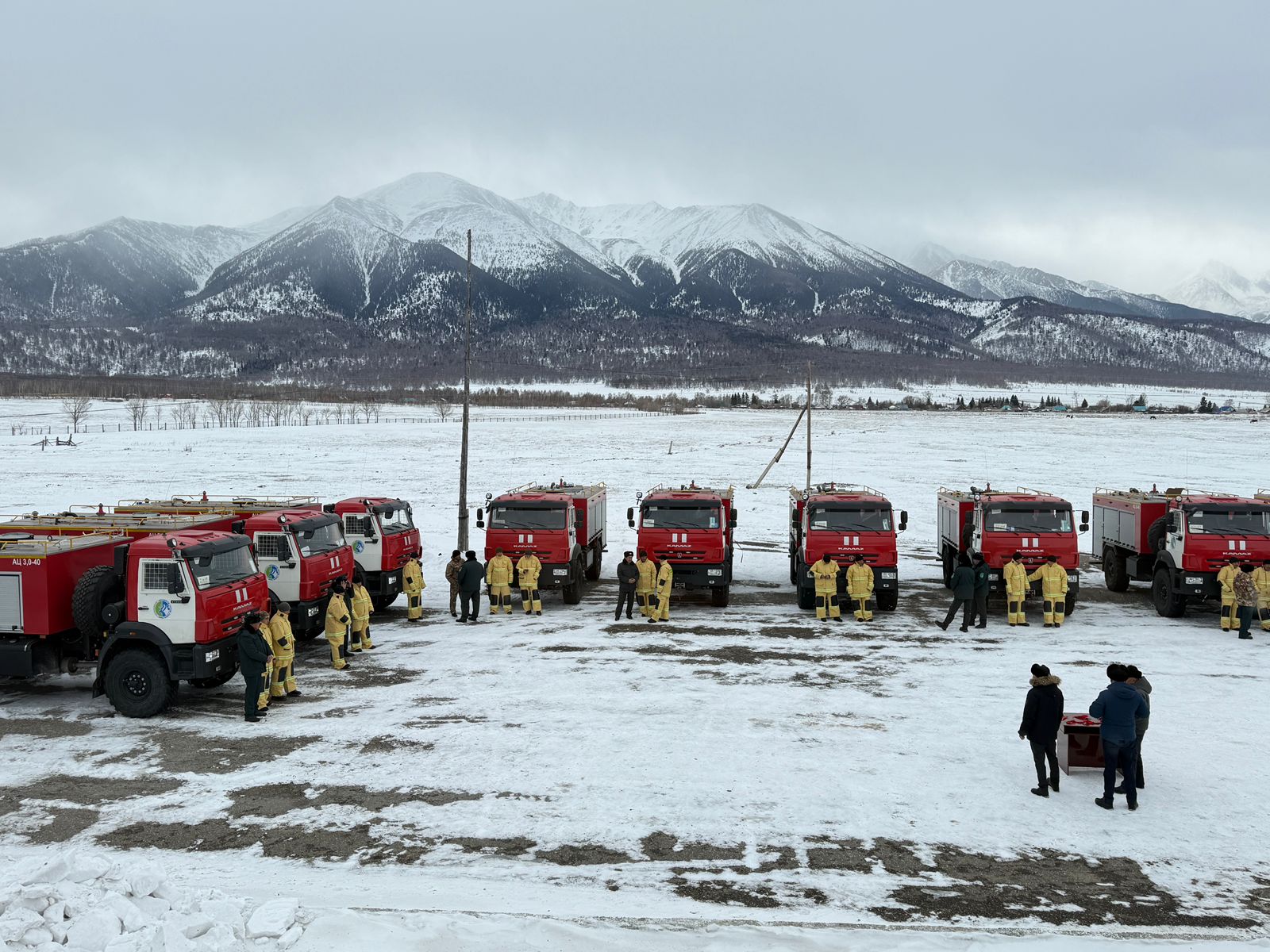 Катонқарағай паркіне қуатты өрт сөндіру техникалары жеткізілді