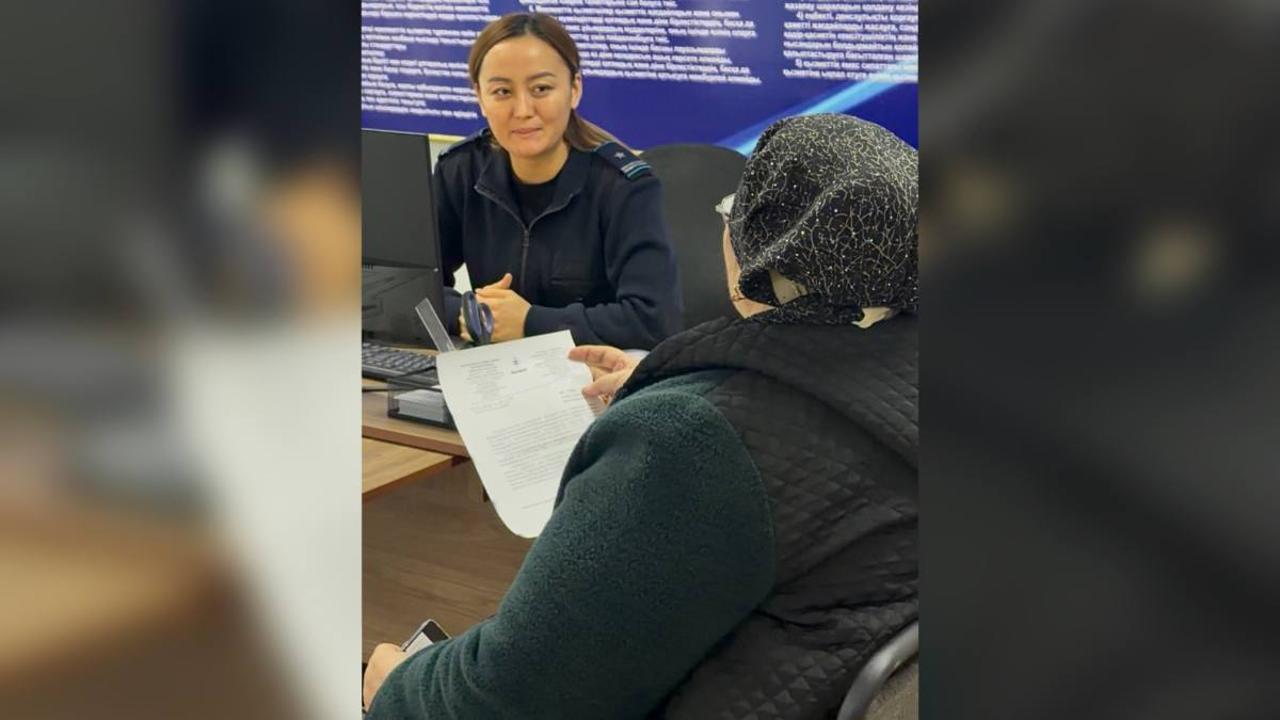 40 жыл құжатсыз жүрген жамбылдық тұрғын Қазақстан азаматтығын алды