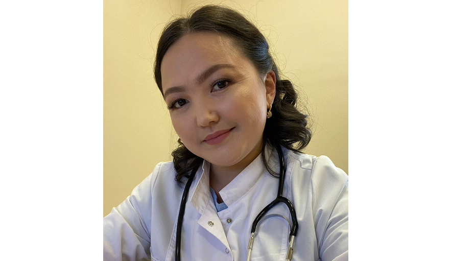 Ұшақта жолаушының өмірін құтқарды