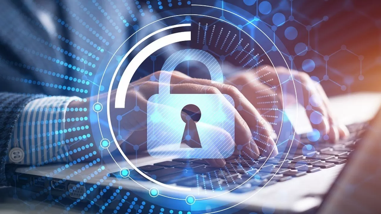 Жеке деректер мен гаджеттерді алаяқтардан қалай қорғауға болады?