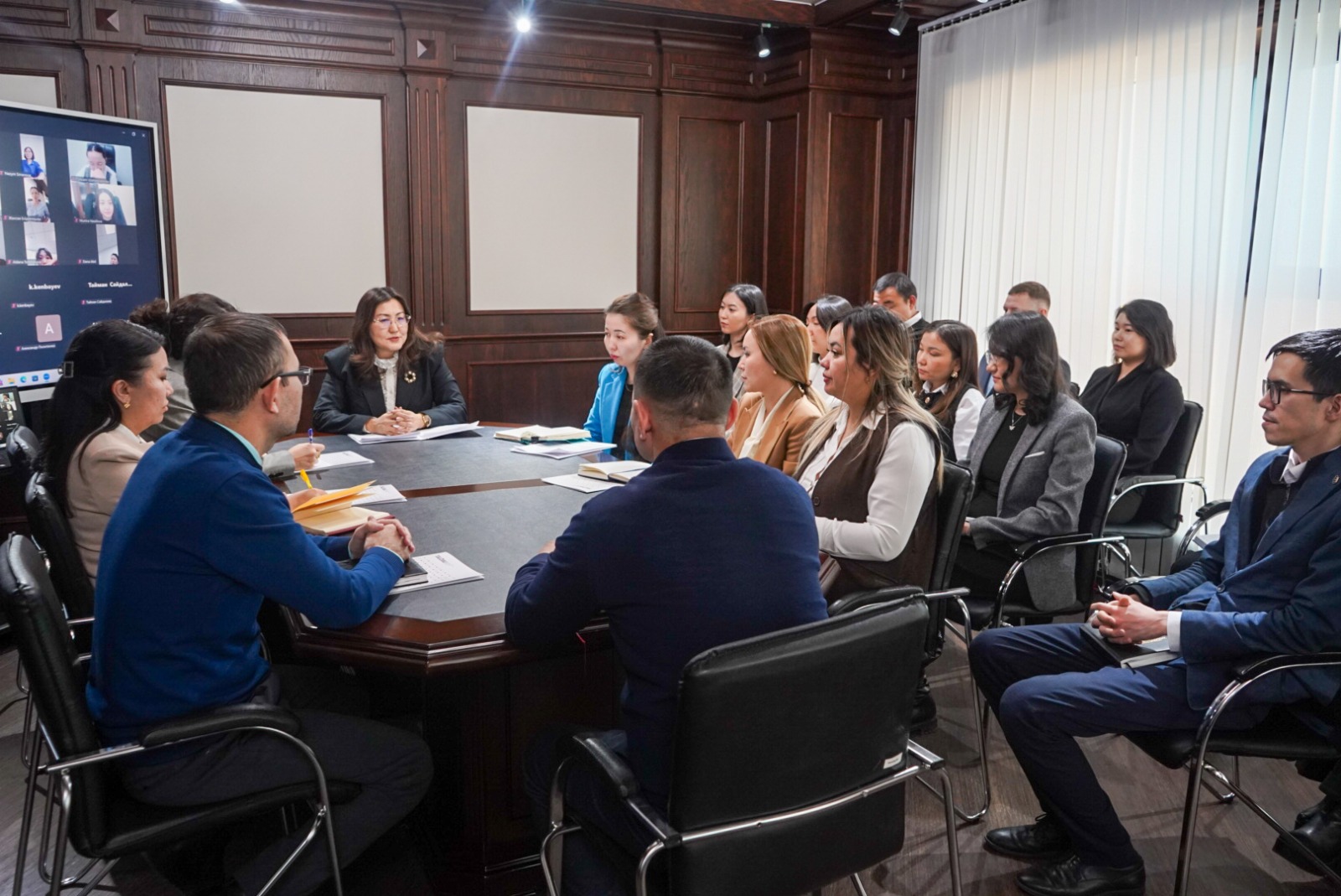 «Талдау» ұлттық зерттеулер орталығының сарапшылары конституциялық жаңашылдықтарды талқылады