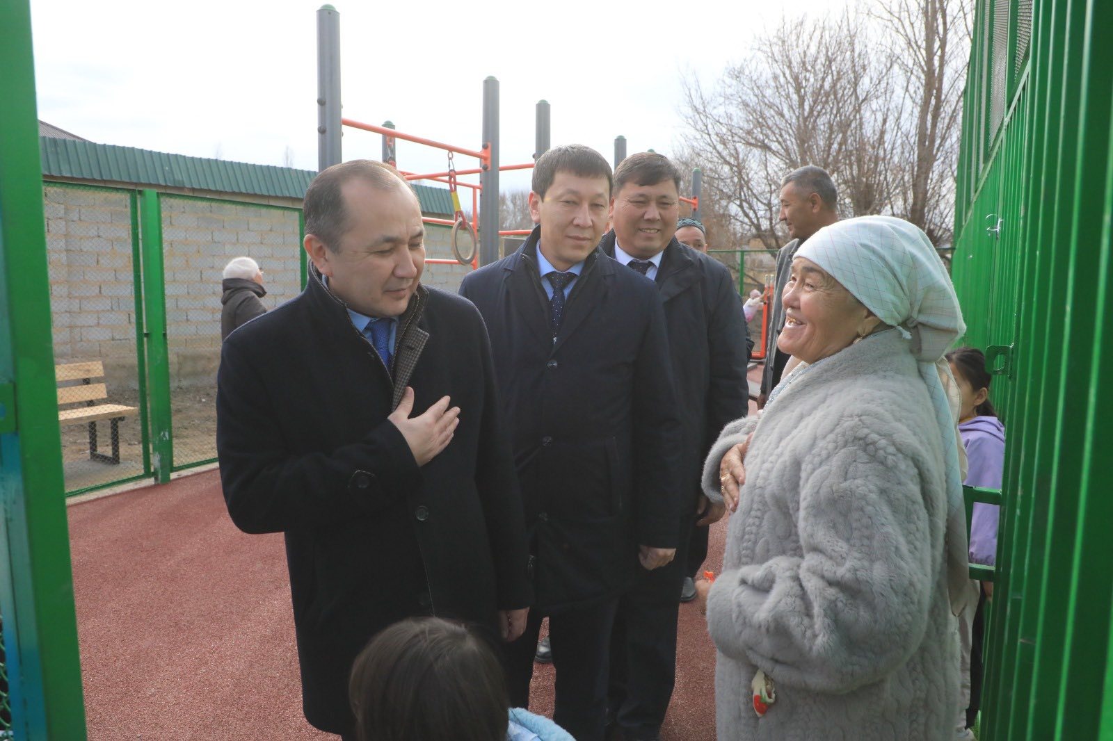 Алғыс арқалаған әкім