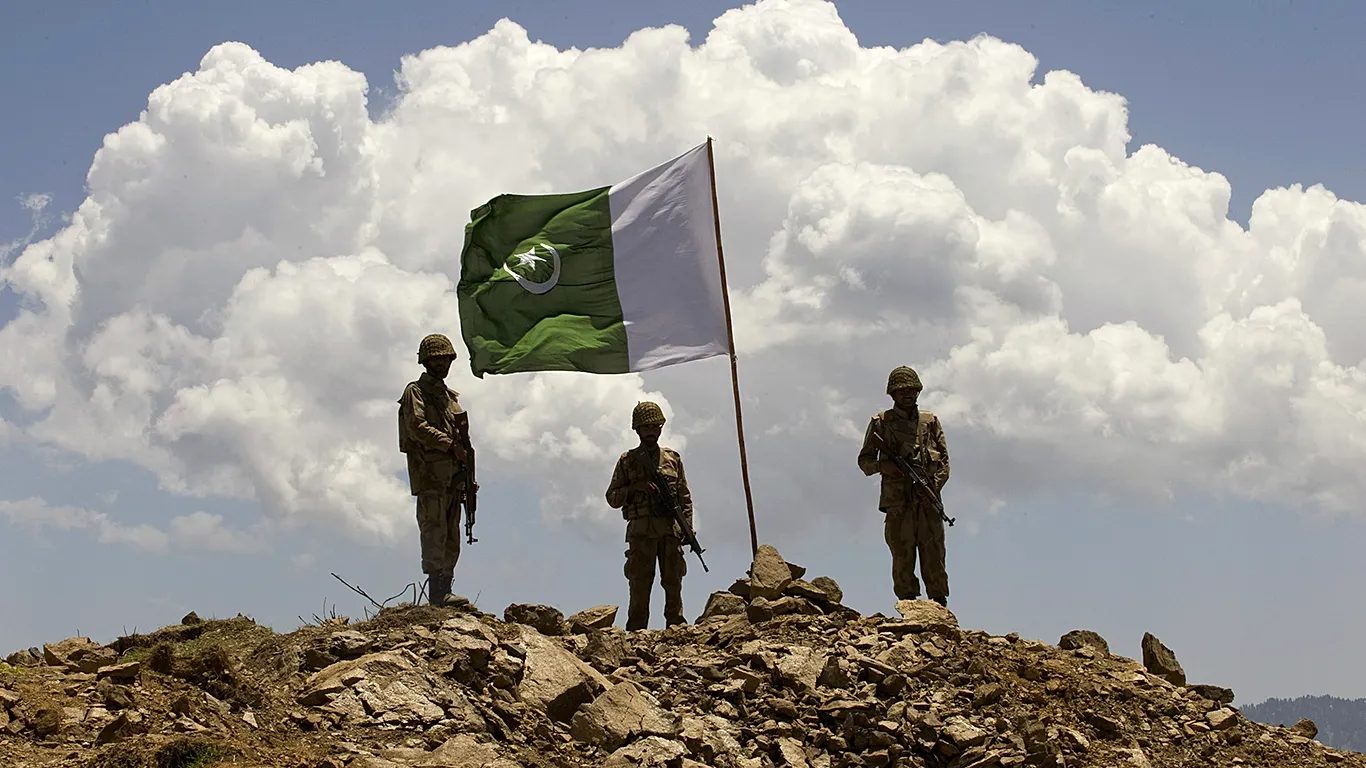 Пәкістан Талибан үкіметіне «ашық соғыс» жариялады