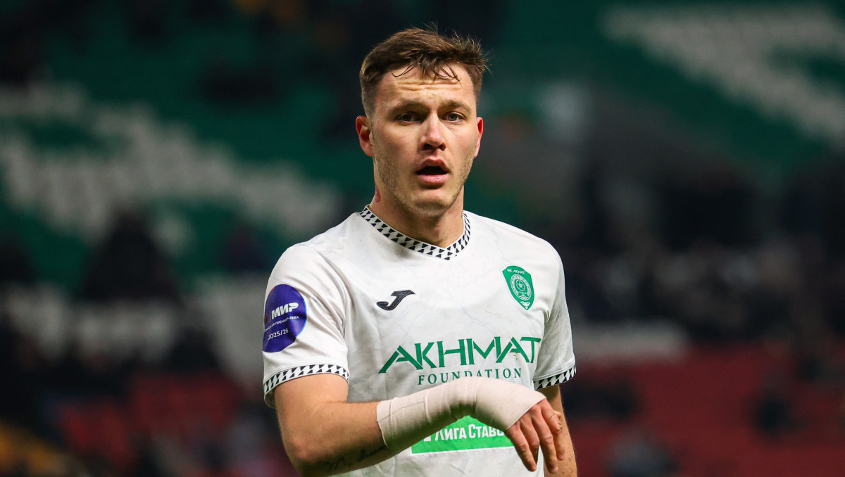 Максим Самородов «Ахматқа» жеңіс сыйлады