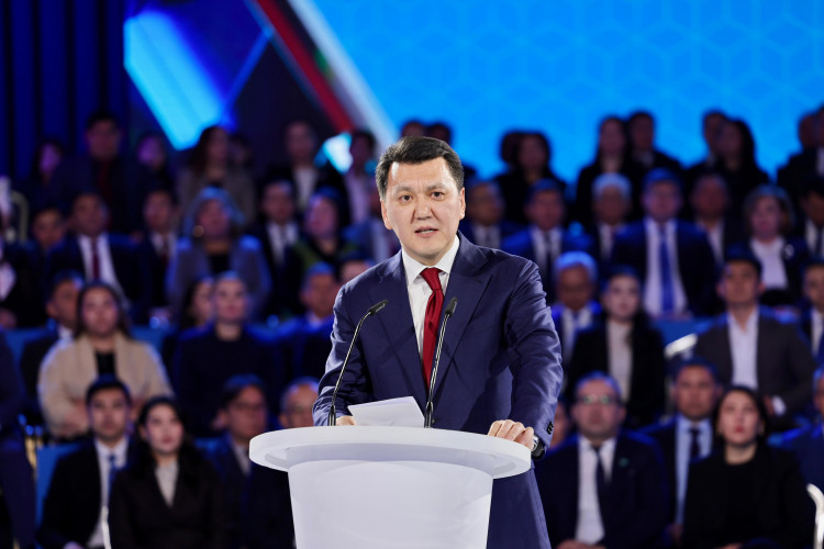Ерлан Қарин:  Конституциялық реформа – қоғам бірлігі мен халық ынтымағының айғағы