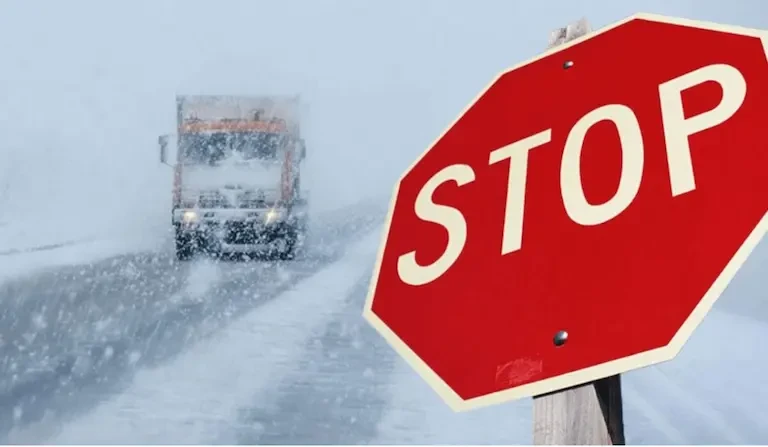 Бүгін елімізде қай жолдар жабық тұр?