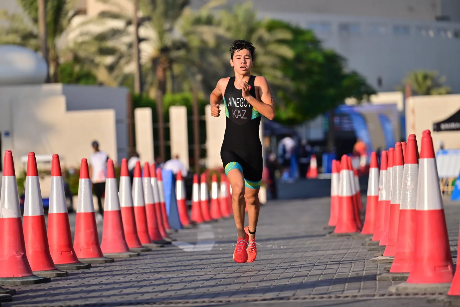 Азия чемпионаты: Қазақстан триатлоншылары екі медаль жеңіп алды