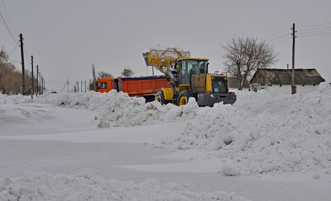 Ақтүтек боран әбігерге салды