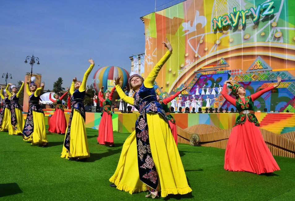 Астанада Ұлттық киім күні қалай атап өтіледі?