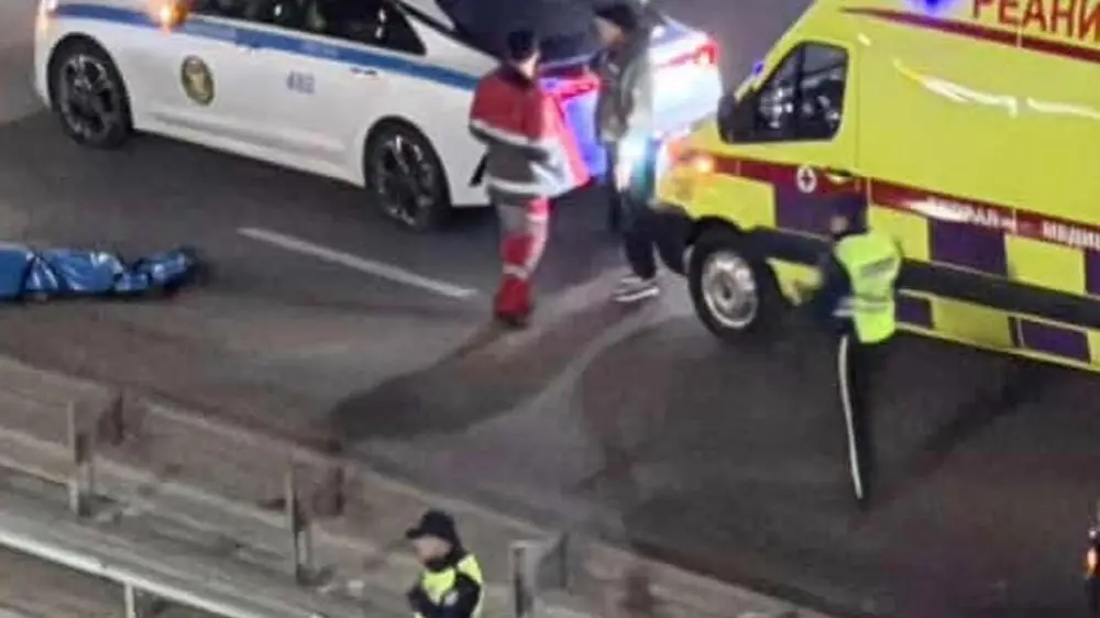 Алматыда жолдан өтпек болған әйелді көлік қағып кетті